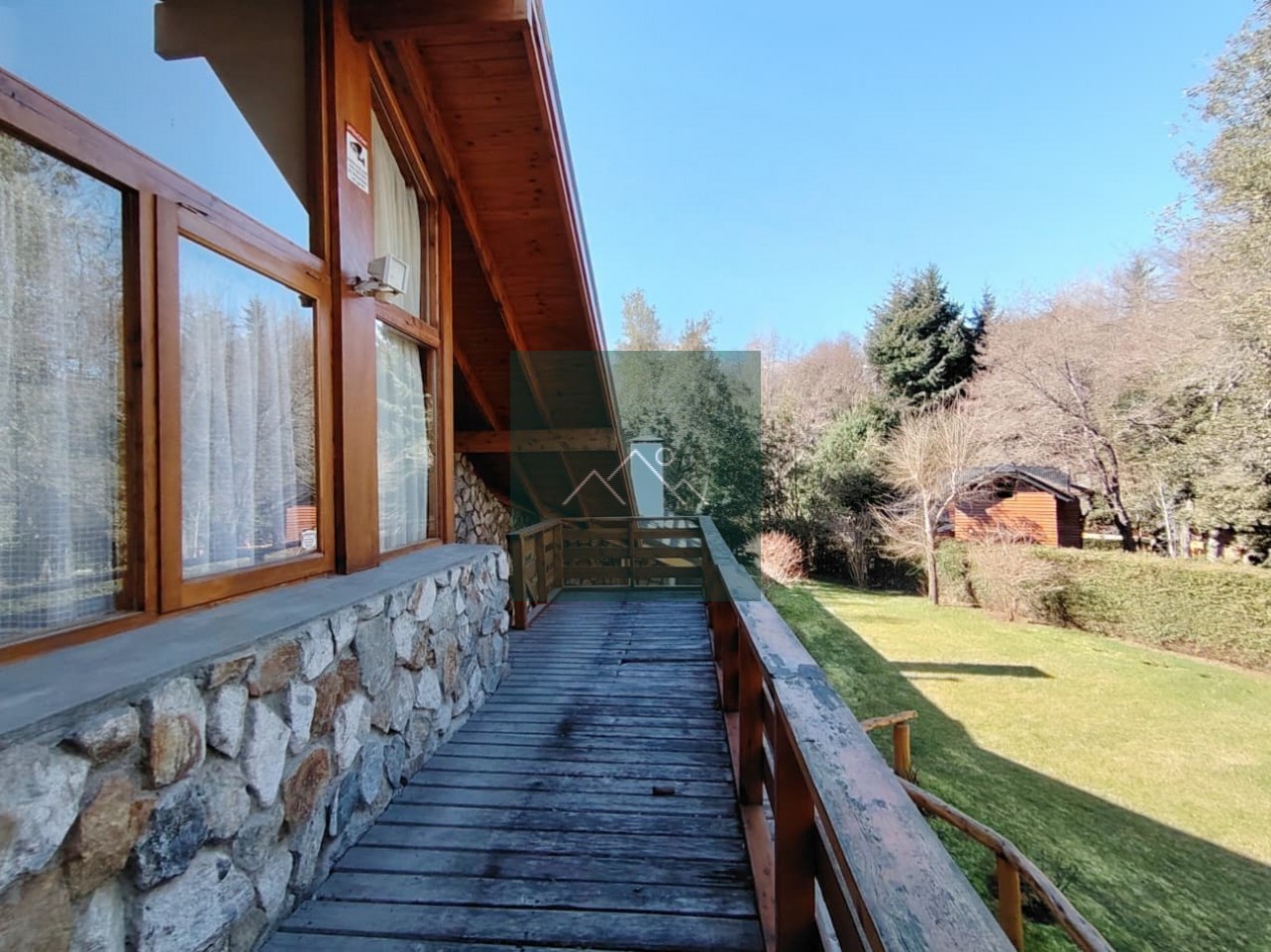 HERMOSA CASA EN VENTA - LOMAS DE CORRENTOSO