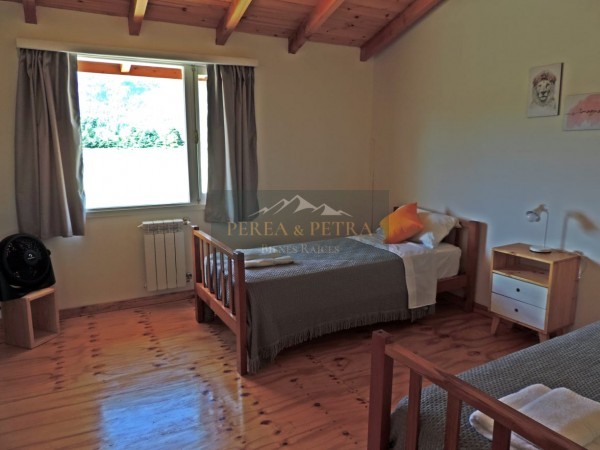 HOSTERIA EN EL HOYO