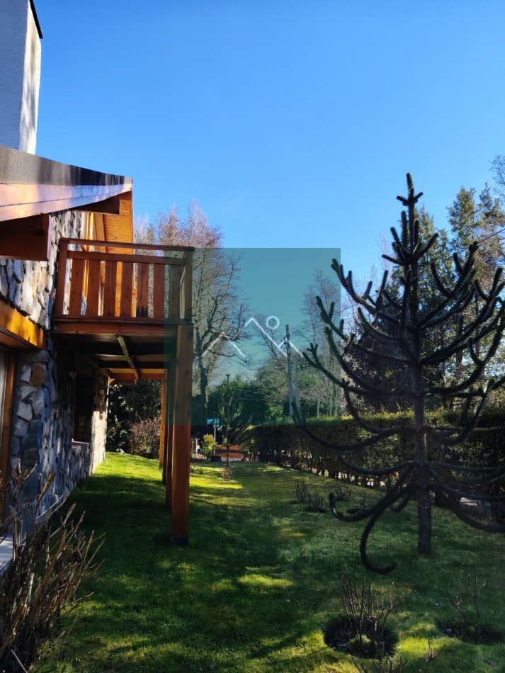 HERMOSA CASA EN VENTA - LOMAS DE CORRENTOSO