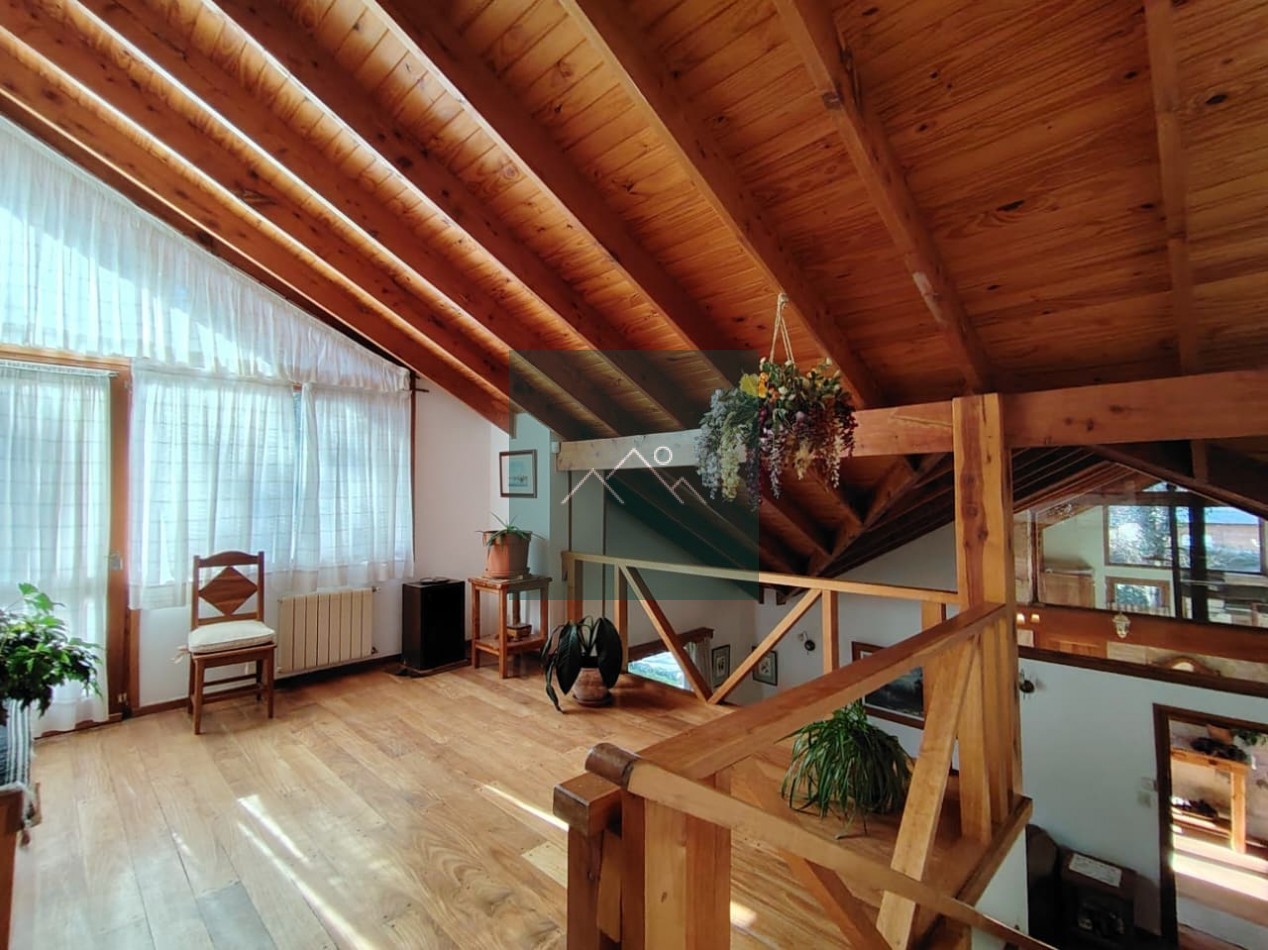 HERMOSA CASA EN VENTA - LOMAS DE CORRENTOSO