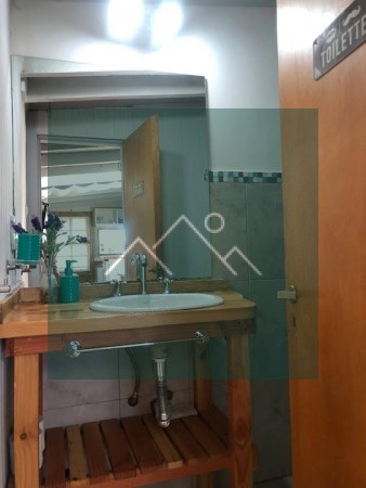 VENTA DE CASA Y PEQUEÑO DEPARTAMENTO