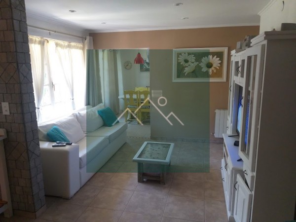 VENTA DE CASA Y PEQUEÑO DEPARTAMENTO