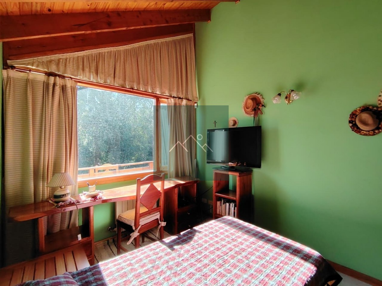 HERMOSA CASA EN VENTA - LOMAS DE CORRENTOSO