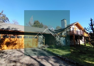 HERMOSA CASA EN VENTA - LOMAS DE CORRENTOSO